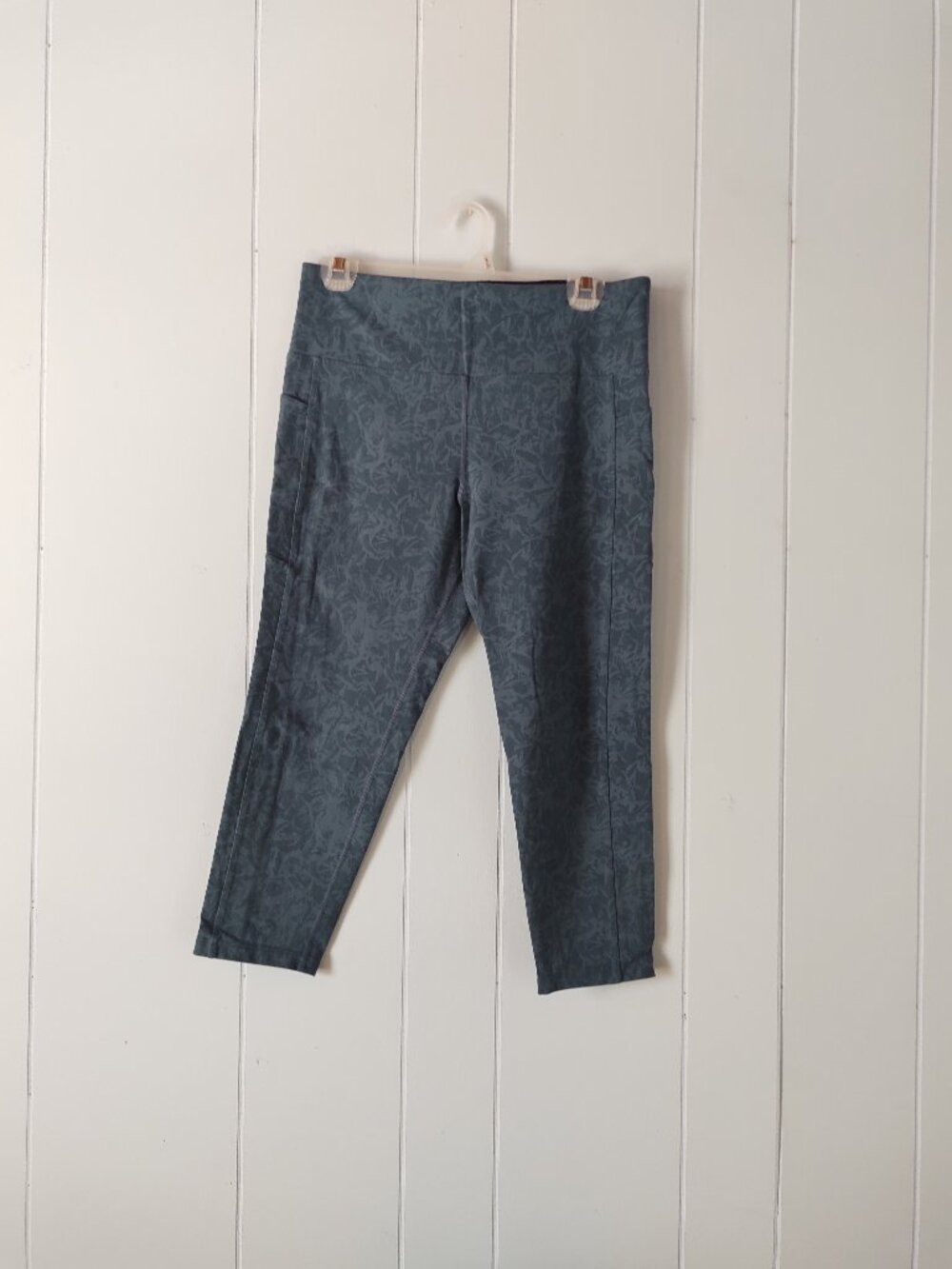 Tuff Athletics Cropped Leggings